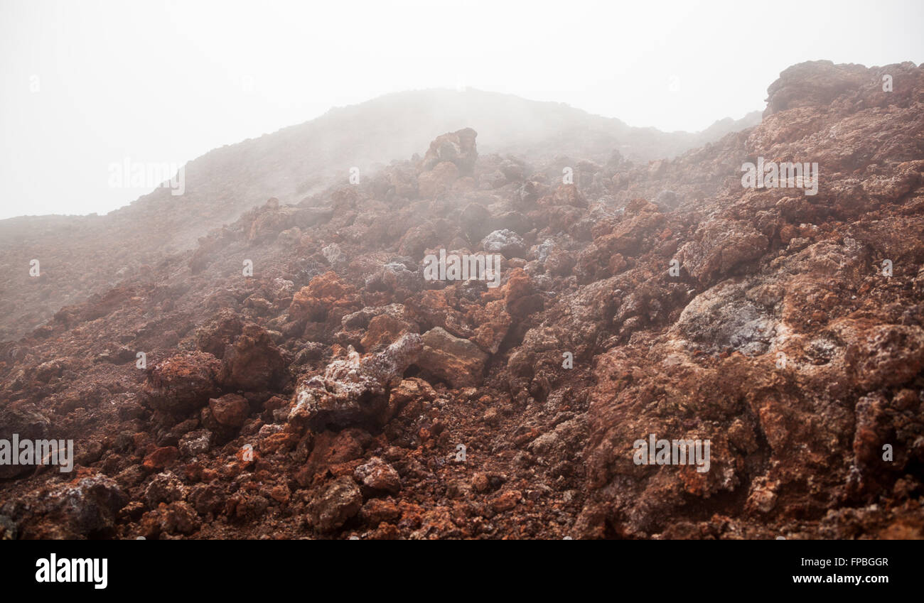Lava-Gestein, noch warm, auf den Spuren von Landmannalaugar, Island Stockfoto