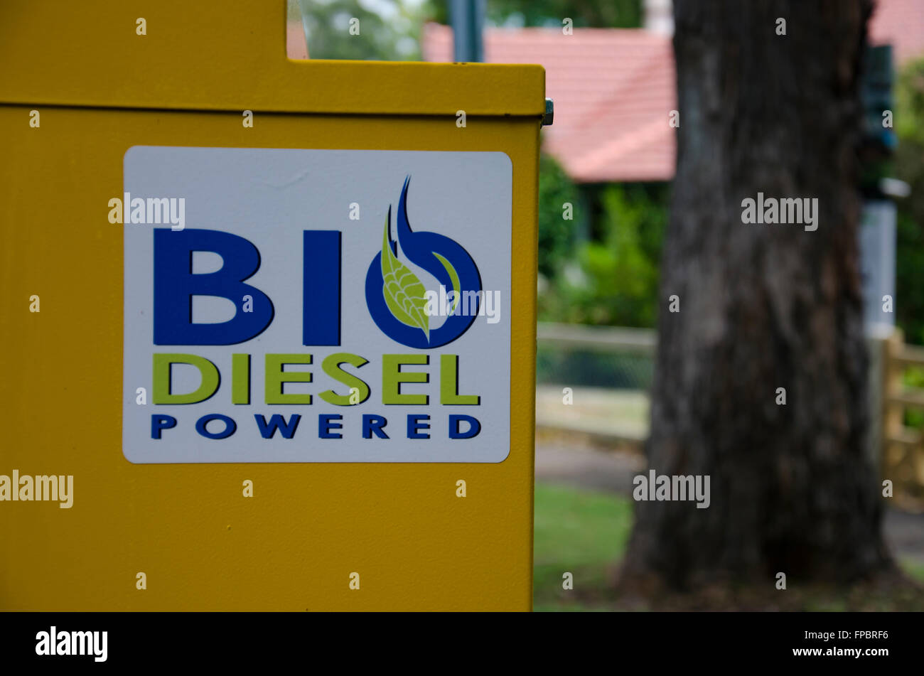 Bio-Diesel melden Sie auf der Seite einer Maschine, Biodiesel. Stockfoto