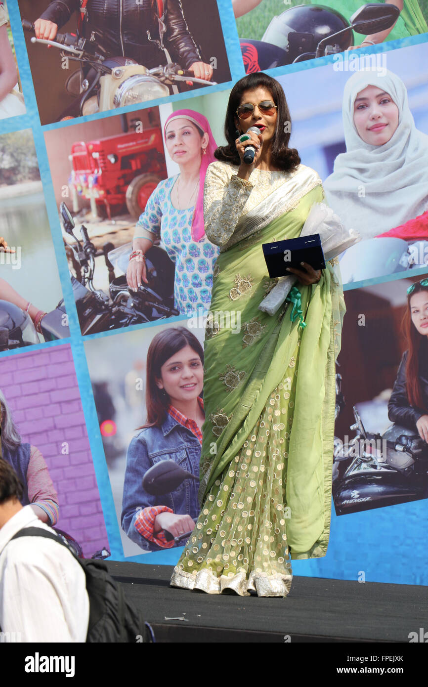 Frauen-Fahrrad-Rallye in Neu-Delhi Stockfoto