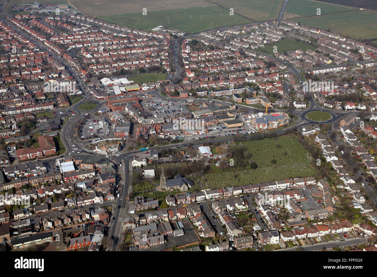 Luftaufnahme von Crosby Stadt Centre, Liverpool, Merseyside, Großbritannien Stockfoto