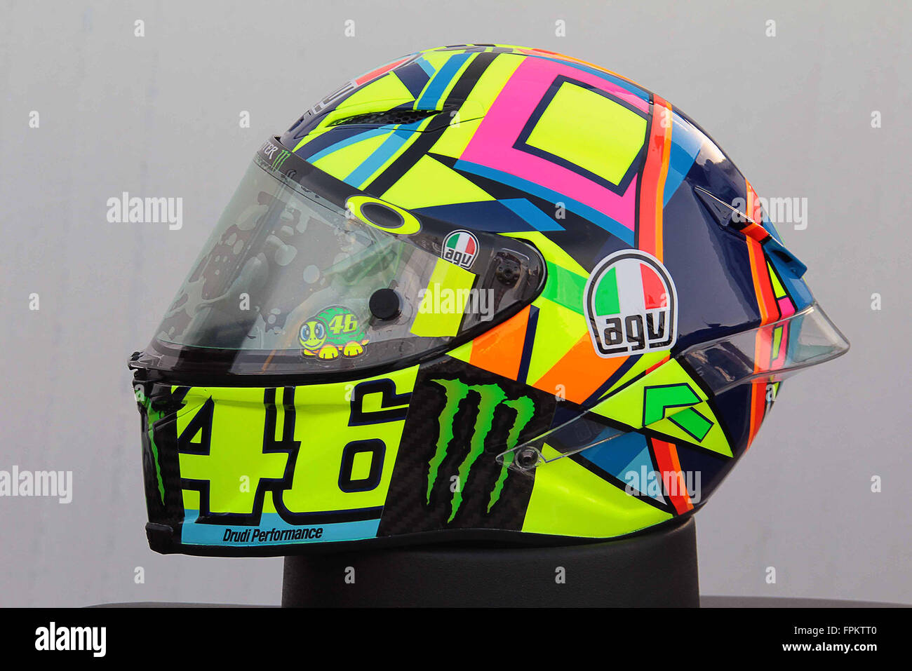 Doha Katar. 18. Marz 2016. Der neue Helm von Valentino Rossi von Italien und Yamaha Factory Racing in der MotoGP in Katar Losail International Circuit am 18. Marz 2016 in Doha