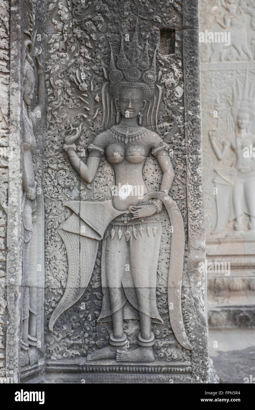 Angkhor Wat, Kambodscha - 29. Januar 2016: Flachrelief aus der berühmten Tempel von Suryavarman II 1112-1152 mit Wachstumspotential Stockfoto