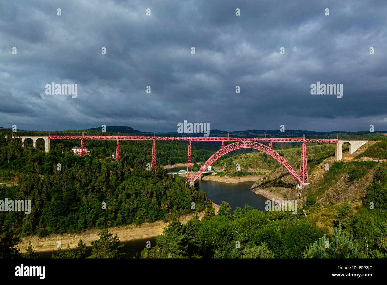 Garabit-Viadukt von Gustave Eiffel, Cantal, Frankreich Stockfoto