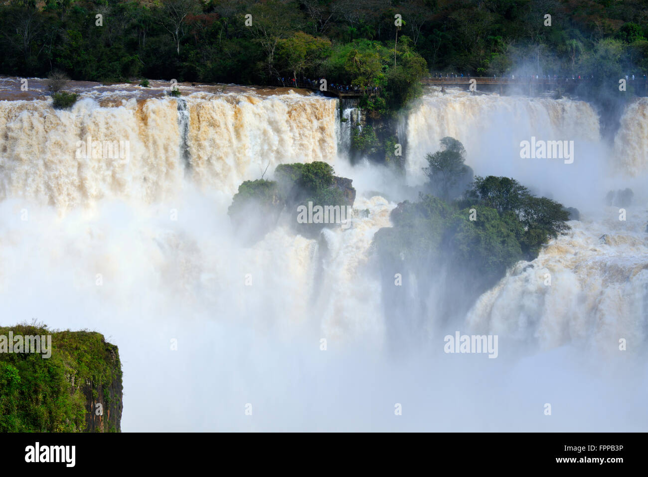 Iguaçu/Iguassu/Iguazu Wasserfälle an der Grenze zwischen Argentinien und Brasilien Stockfoto