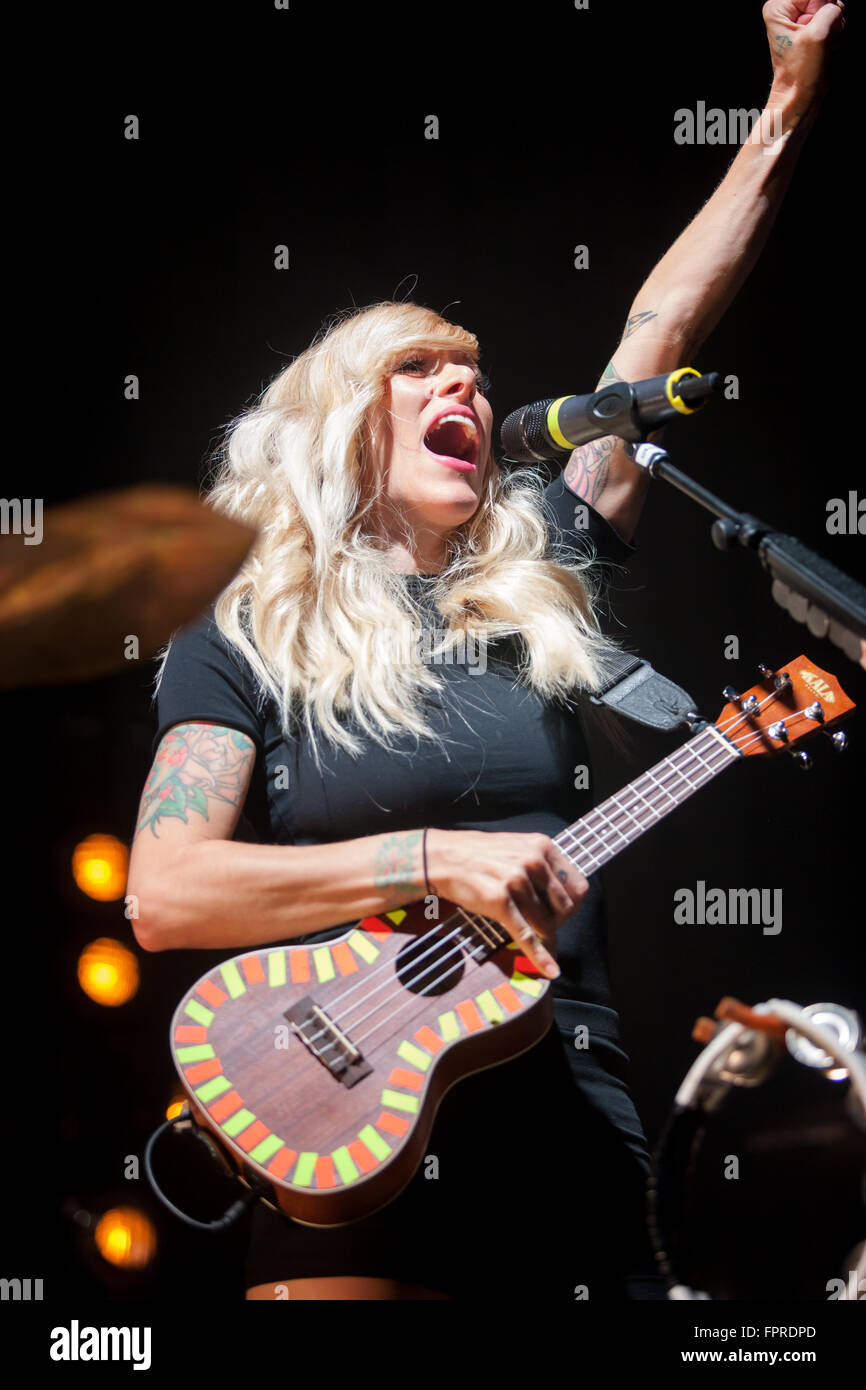 Die kanadische Rockband nimmt Walk Off The Earth auf der Bühne in London, Ontario, 16. März 2016. Gegründet im Jahr 2006 die Stockfoto