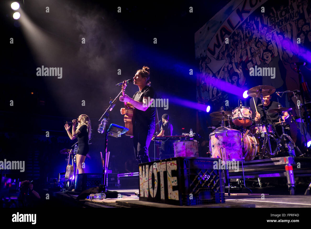 Die kanadische Rockband nimmt Walk Off The Earth auf der Bühne in London, Ontario, 16. März 2016. Gegründet im Jahr 2006 die Stockfoto
