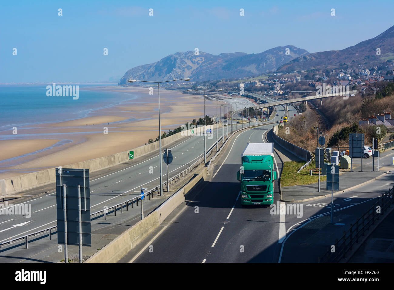 A55 North Wales Coast Road am Penmaenmawr, Gwynedd, Nordwales. Stockfoto