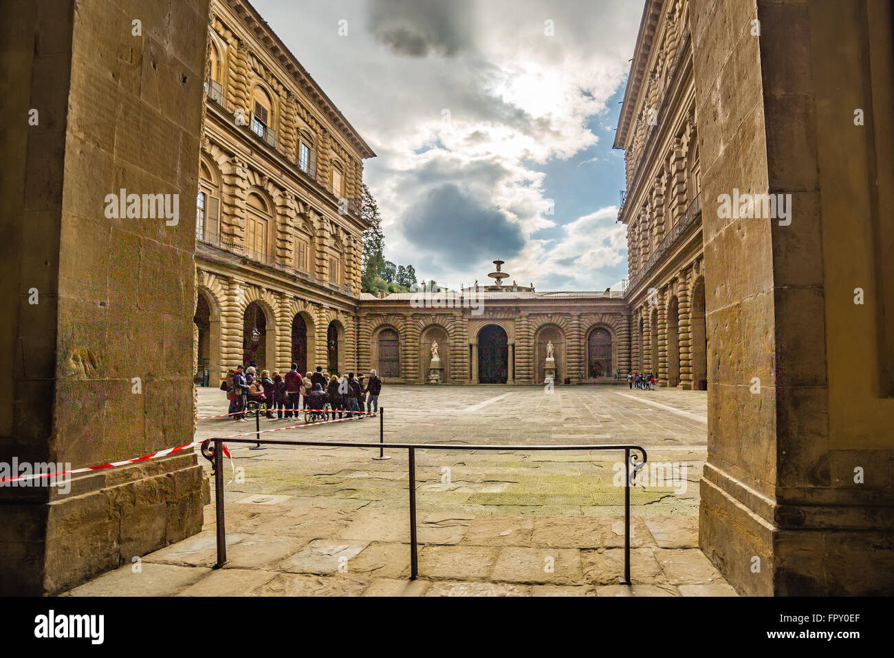 Arkaden des Palazzo Pitti in Florenz, Italien Stockfoto