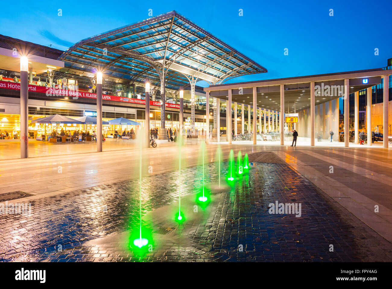 Breslauer Platz, Eingang zum Hauptbahnhof, Köln, Nordrhein-Westfalen, Deutschland Stockfoto