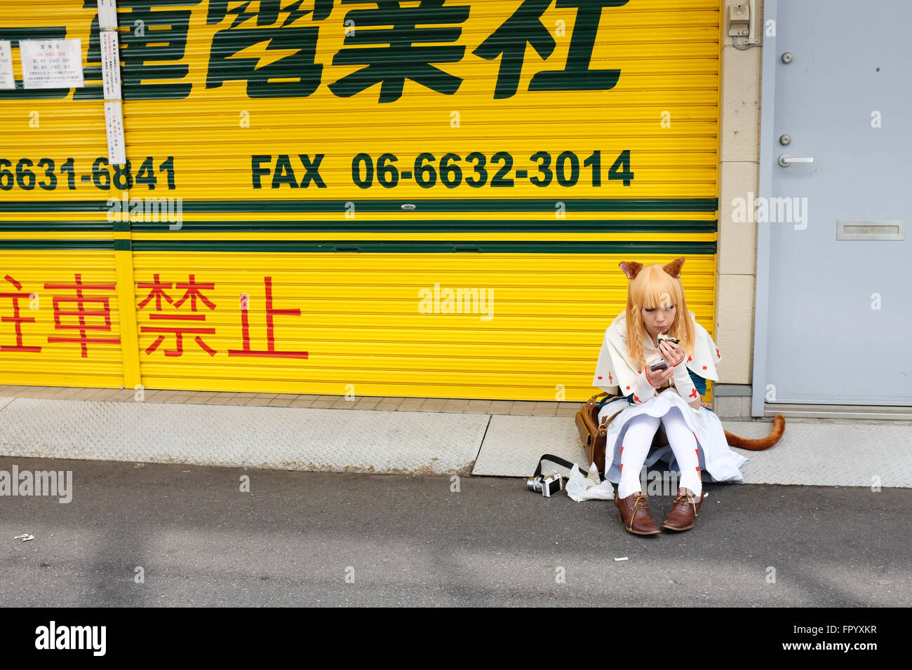 Ein cosplayer auf der jährlichen Nipponbashi Straße Festa in Osaka, Japan. Stockfoto