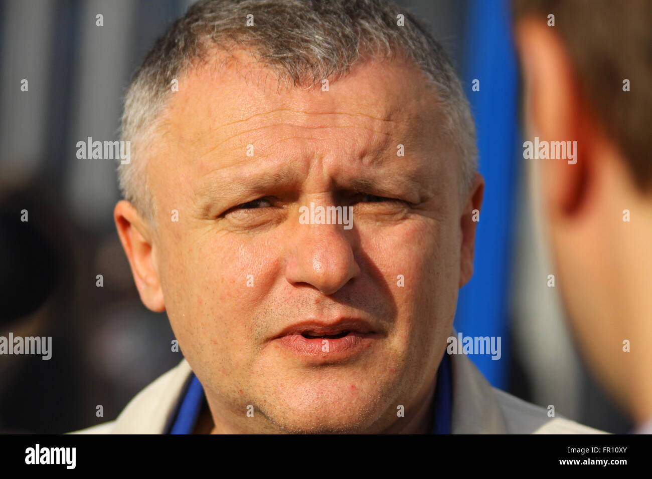 Der Präsident des FC Dynamo Kyiv Igor Surkis gibt ein interview Stockfoto