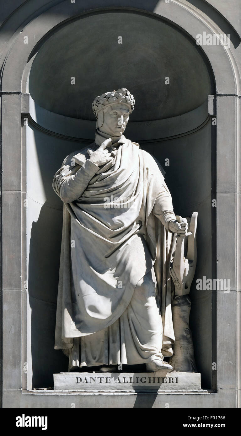 Dante Alighieri in den Nischen der Kolonnade Uffizien in Florenz, Italien Stockfoto