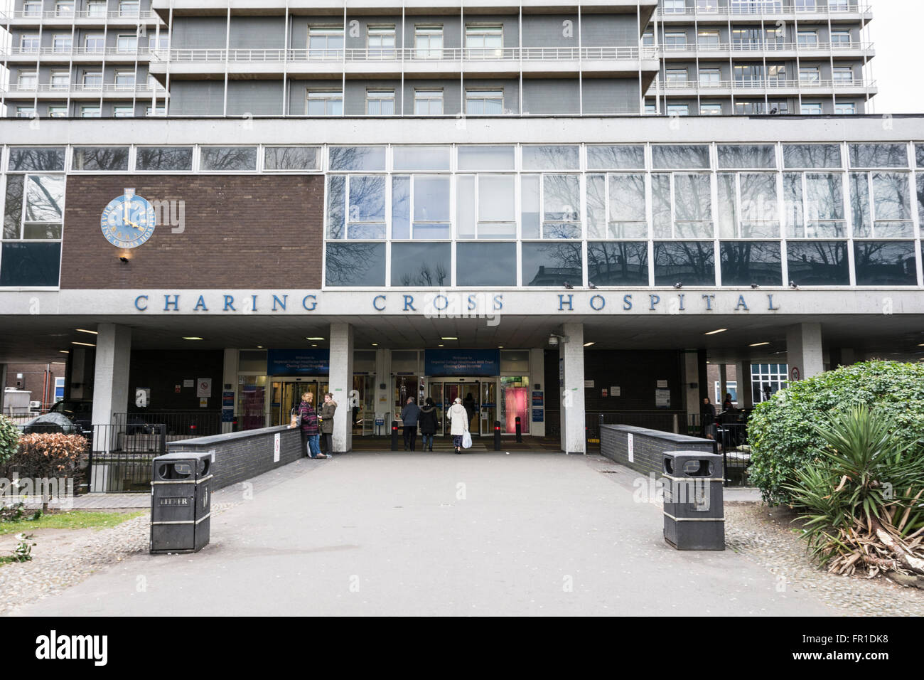 Haupteingang zum Charing Cross Hospital im Südwesten Londons, Großbritannien Stockfoto