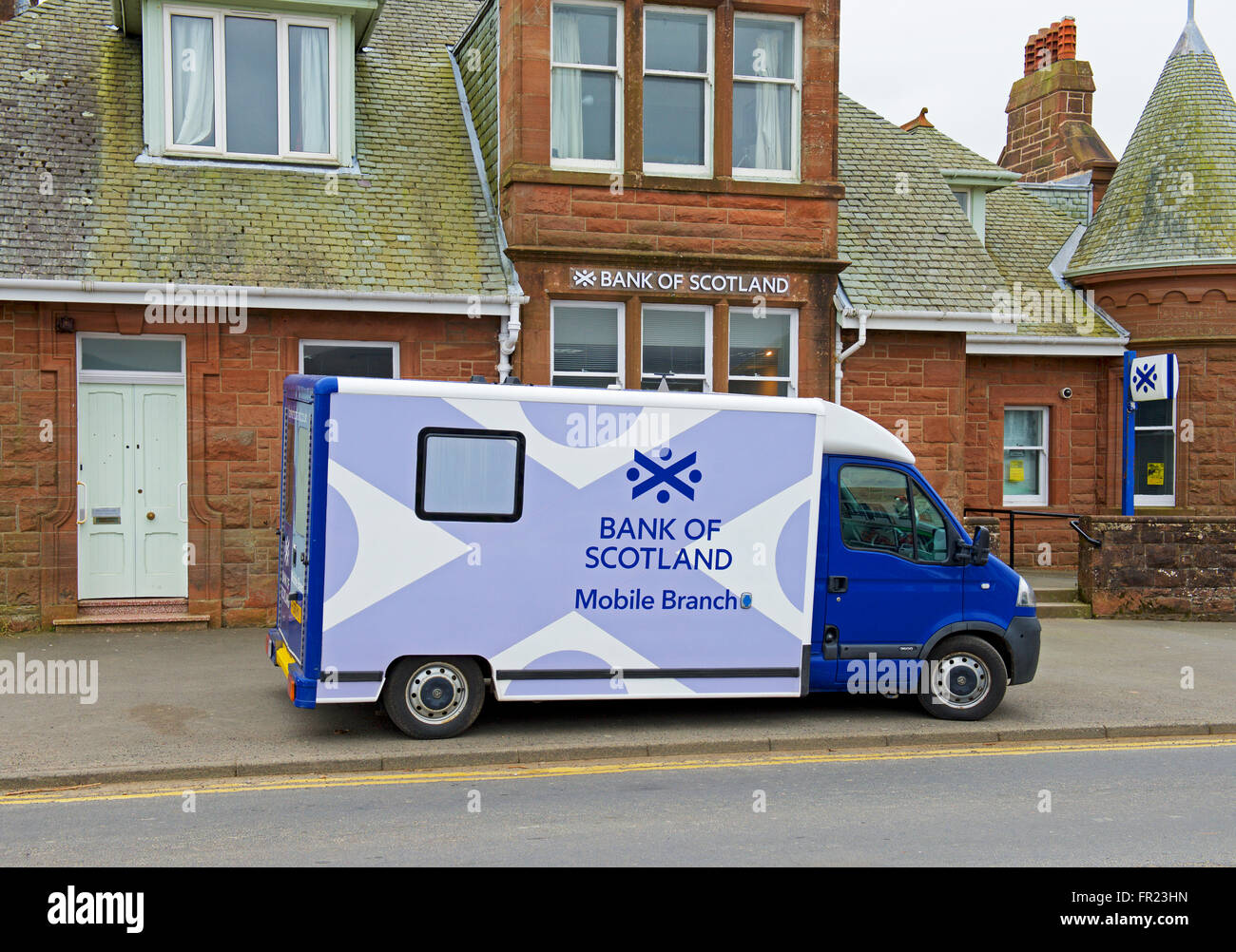 Mobile-Bank of Scotland van außerhalb der Filiale der Bank, Brodick, Isle of Arran, North Ayrshire, Schottland, Vereinigtes Königreich Stockfoto