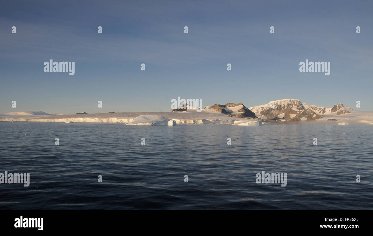Hope Bay und der Hoffnung-Gletscher.  Hope Bay, antarktische Halbinsel, Antarktis. Stockfoto