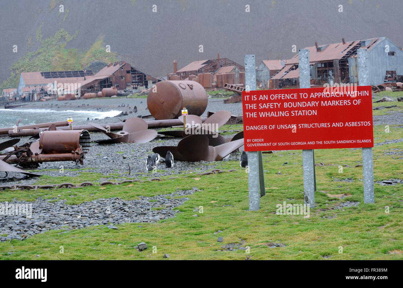 Warnsignal an die alte Walfangstation Stromness. Stromness, Stromness Bay, Süd-Georgien, Stockfoto