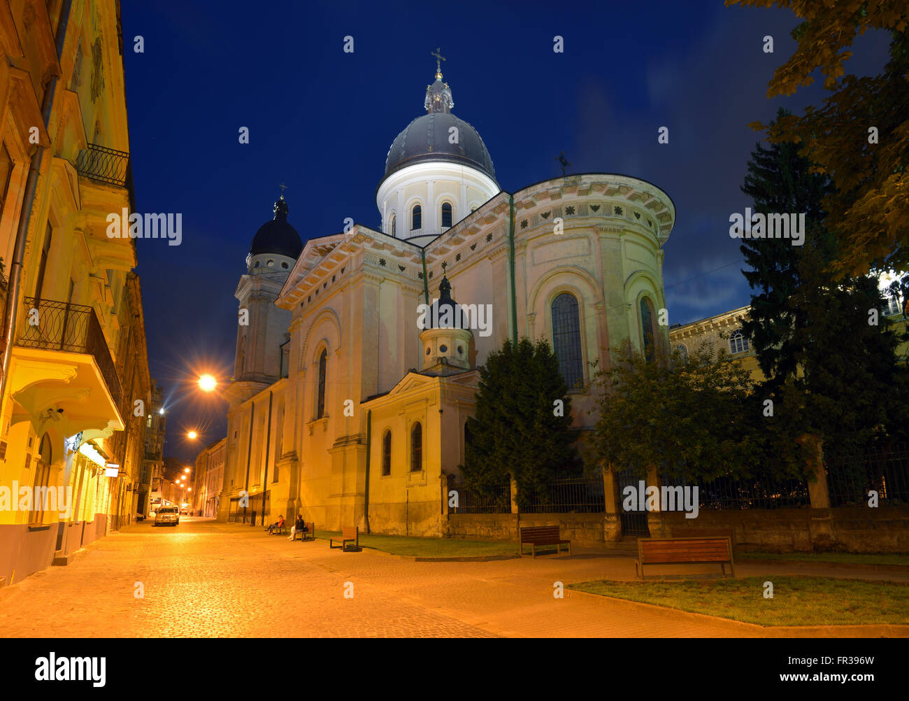 Kirche der Verklärung in Lemberg in der Nacht. Ukraine, Lvov Stockfoto