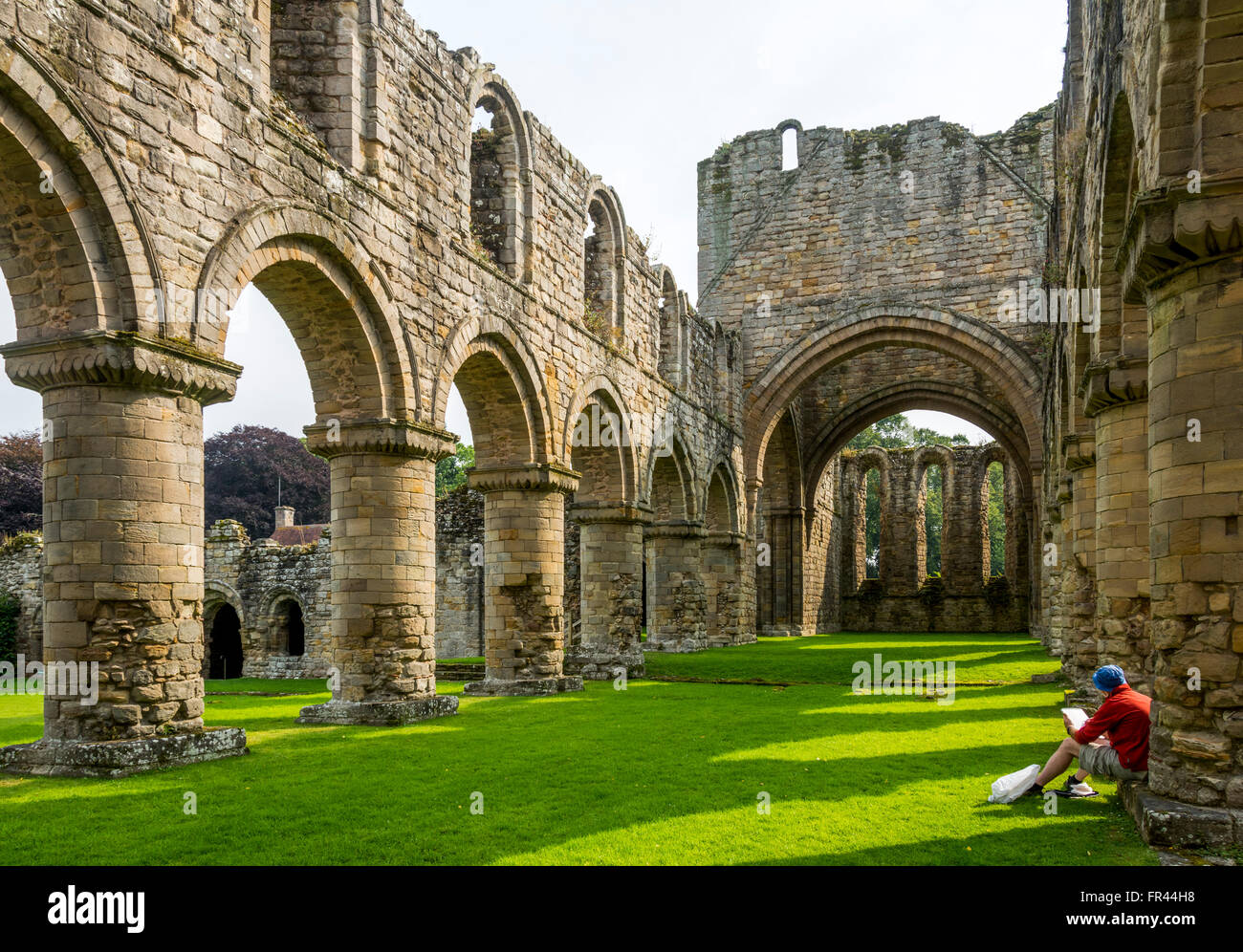 Das Schiff der Buildwas Abbey, Buildwas, Shropshire, England, Vereinigtes Königreich.  1135 gegründet. Stockfoto