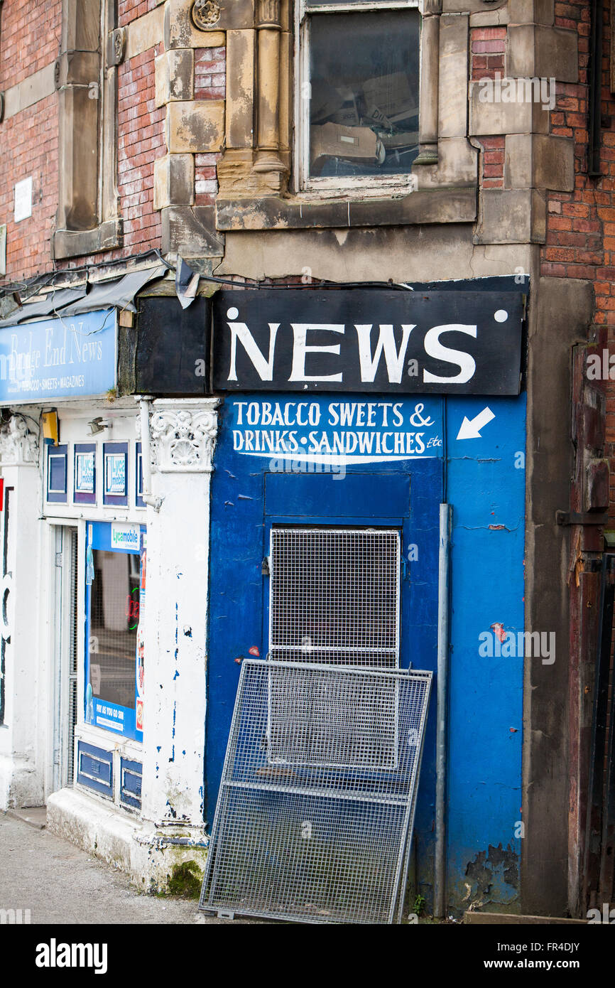 Bridge End News, Leeds Stockfoto