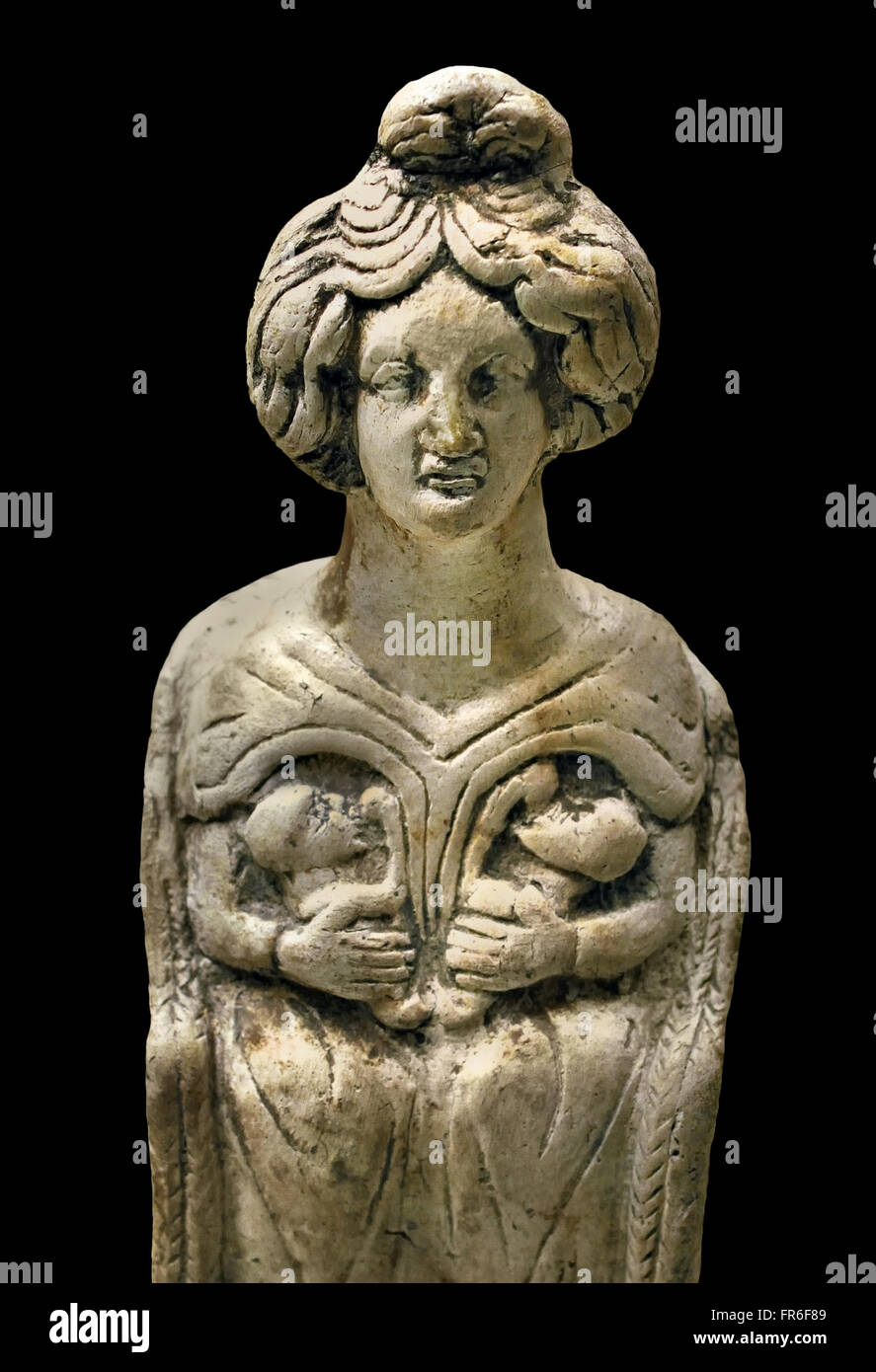 Muttergöttin Krankenpflege zwei Kinder 3th Jahrhundert n. Chr. römische Museum Picardie Amiens Französisch Frankreich Stockfoto