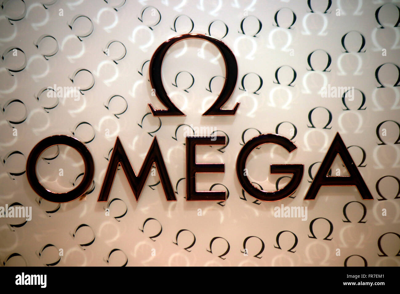 Das Logo der Marke "Omega", Berlin. Stockfoto