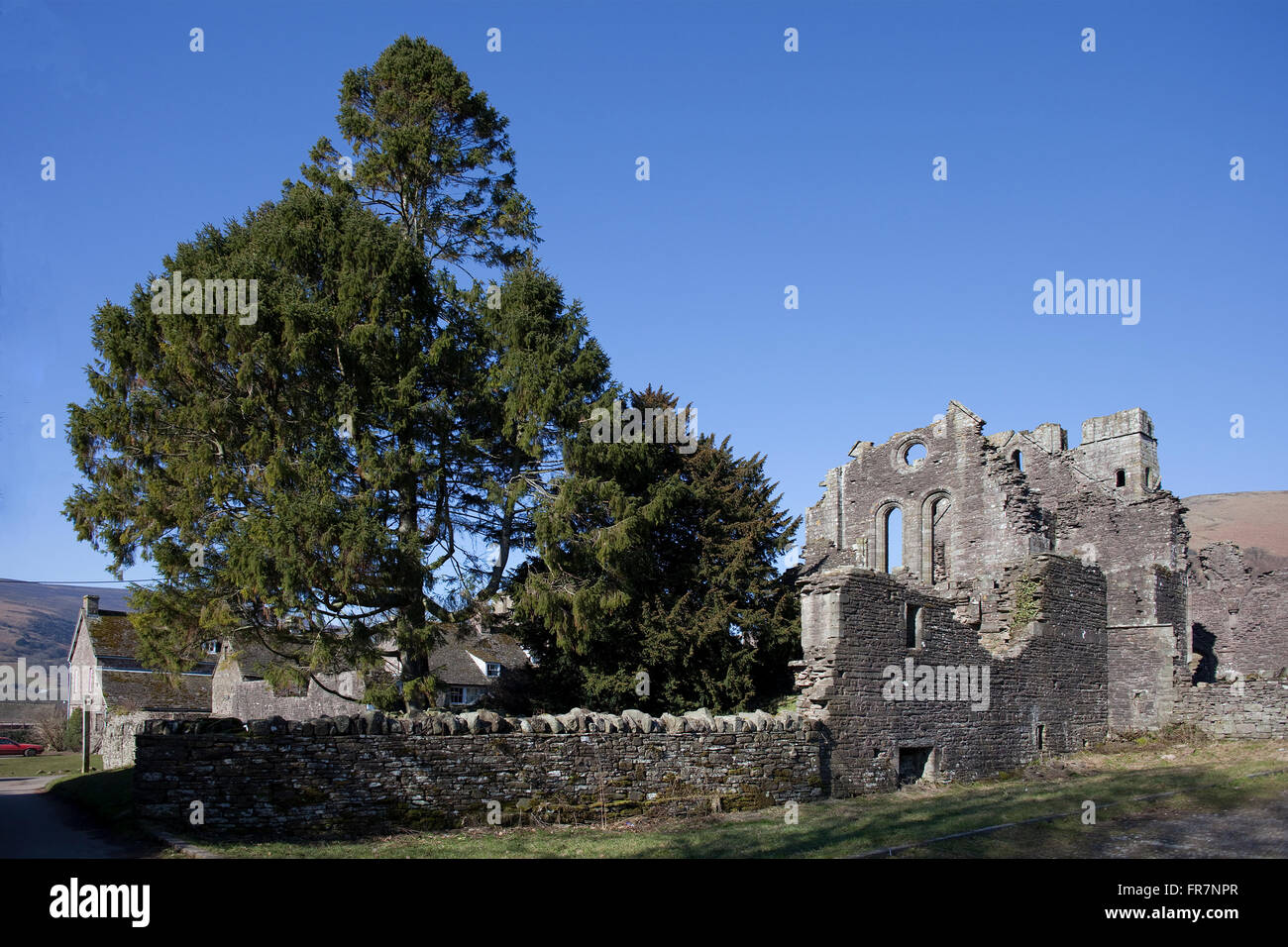 Ruinen von Llanthony Abbey Stockfoto