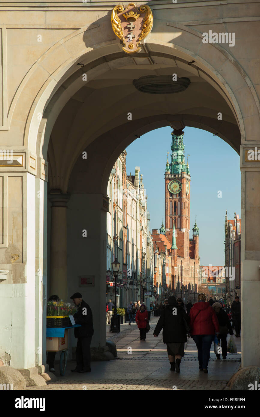 Nachmittag am Golden Gate (Zlota Brama) in der Altstadt von Gdansk, Polen. Stockfoto