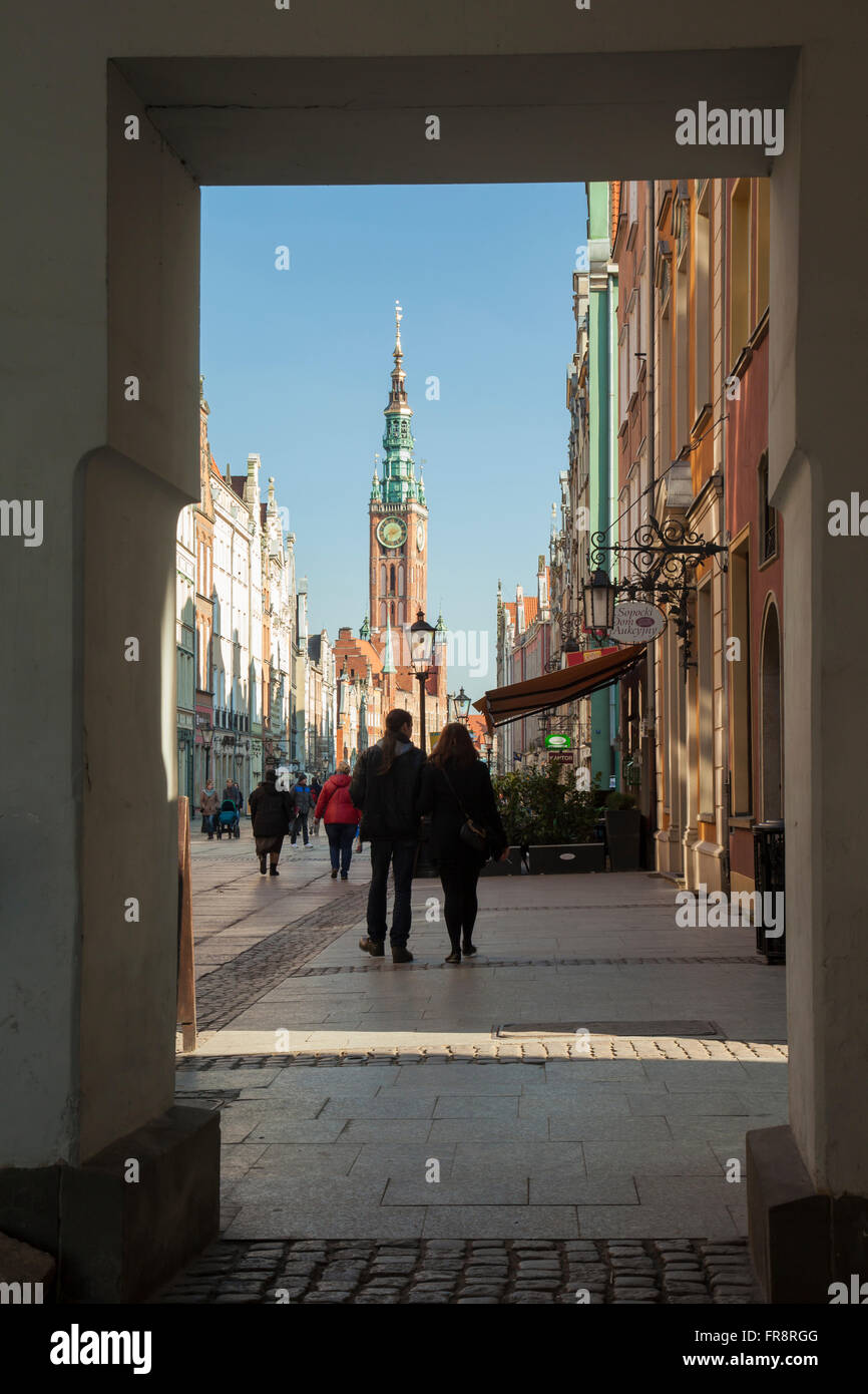 Nachmittag am Golden Gate (Zlota Brama) in der Altstadt von Gdansk, Polen. Stockfoto