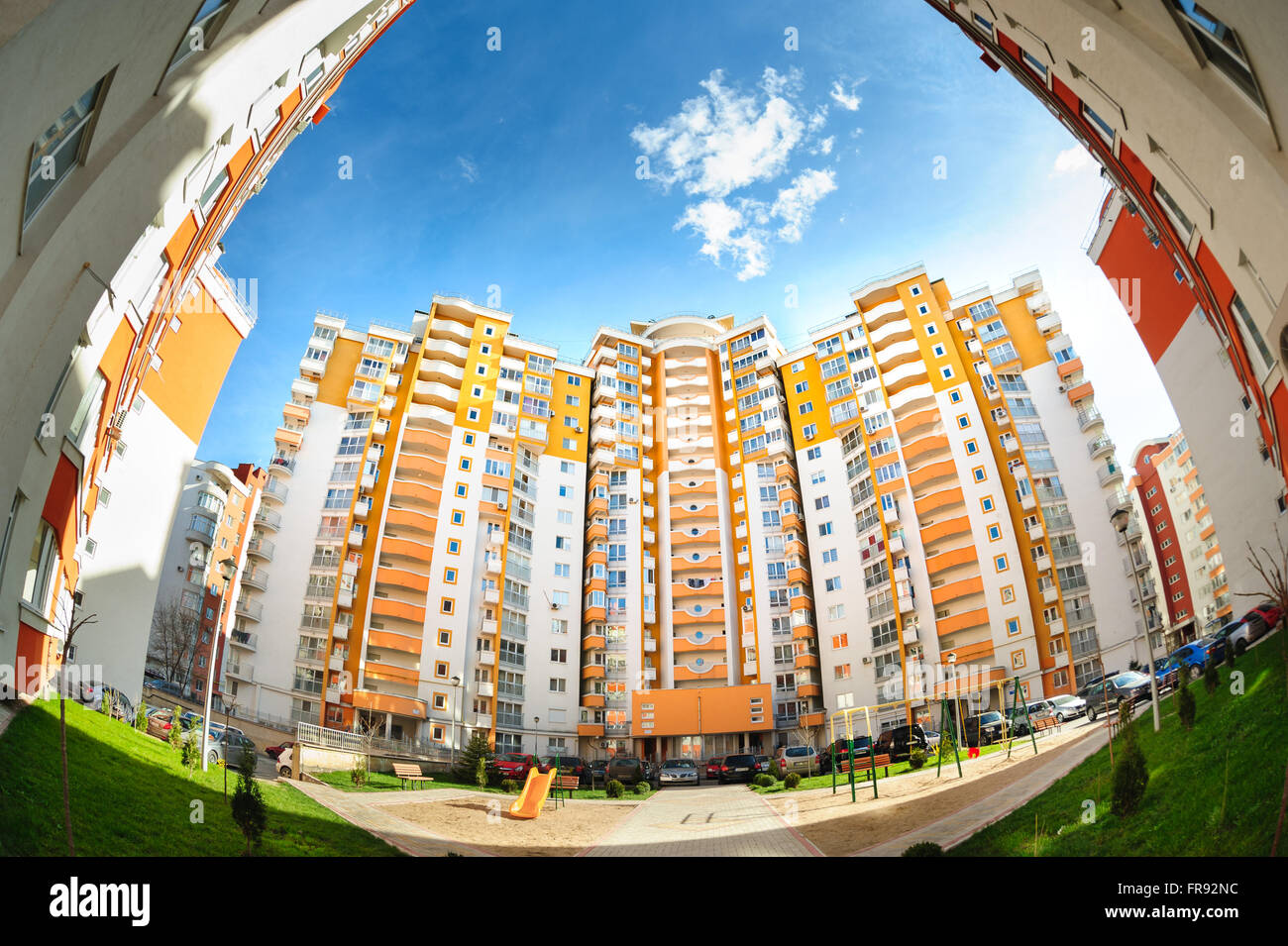 Fisheye Aufnahme von neuen Wohngebäuden Stockfoto