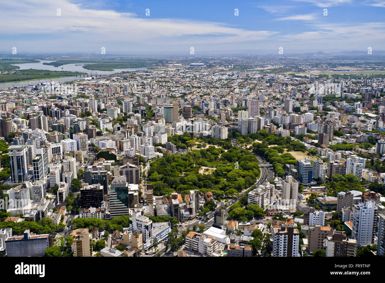 Luftaufnahme der Stadt vor allem für die Nachbarschaft und Mühlen Windpark - bekannt als Parcão Stockfoto