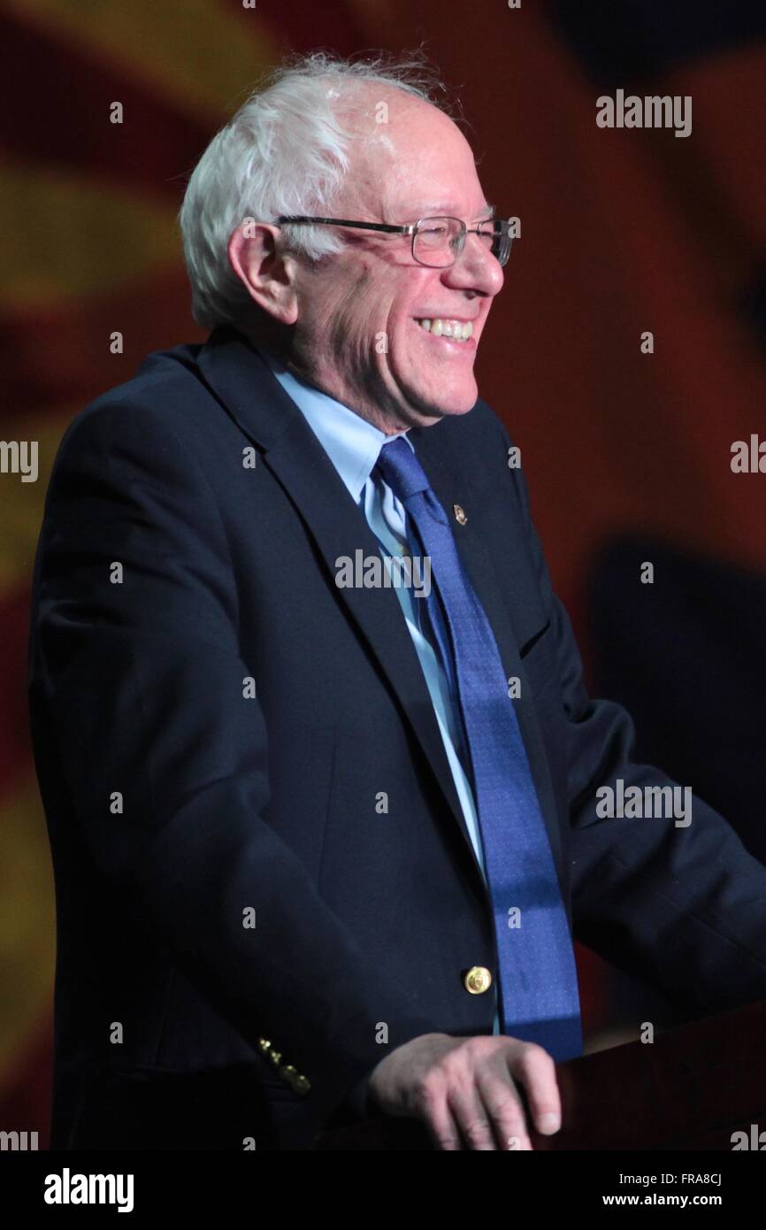 US-Senator und Präsidentschaftskandidat Bernie Sanders spricht zu Unterstützern während einer Kampagne Kundgebung im Phoenix Convention Center 15. März 2016 in Phoenix, Arizona. Stockfoto