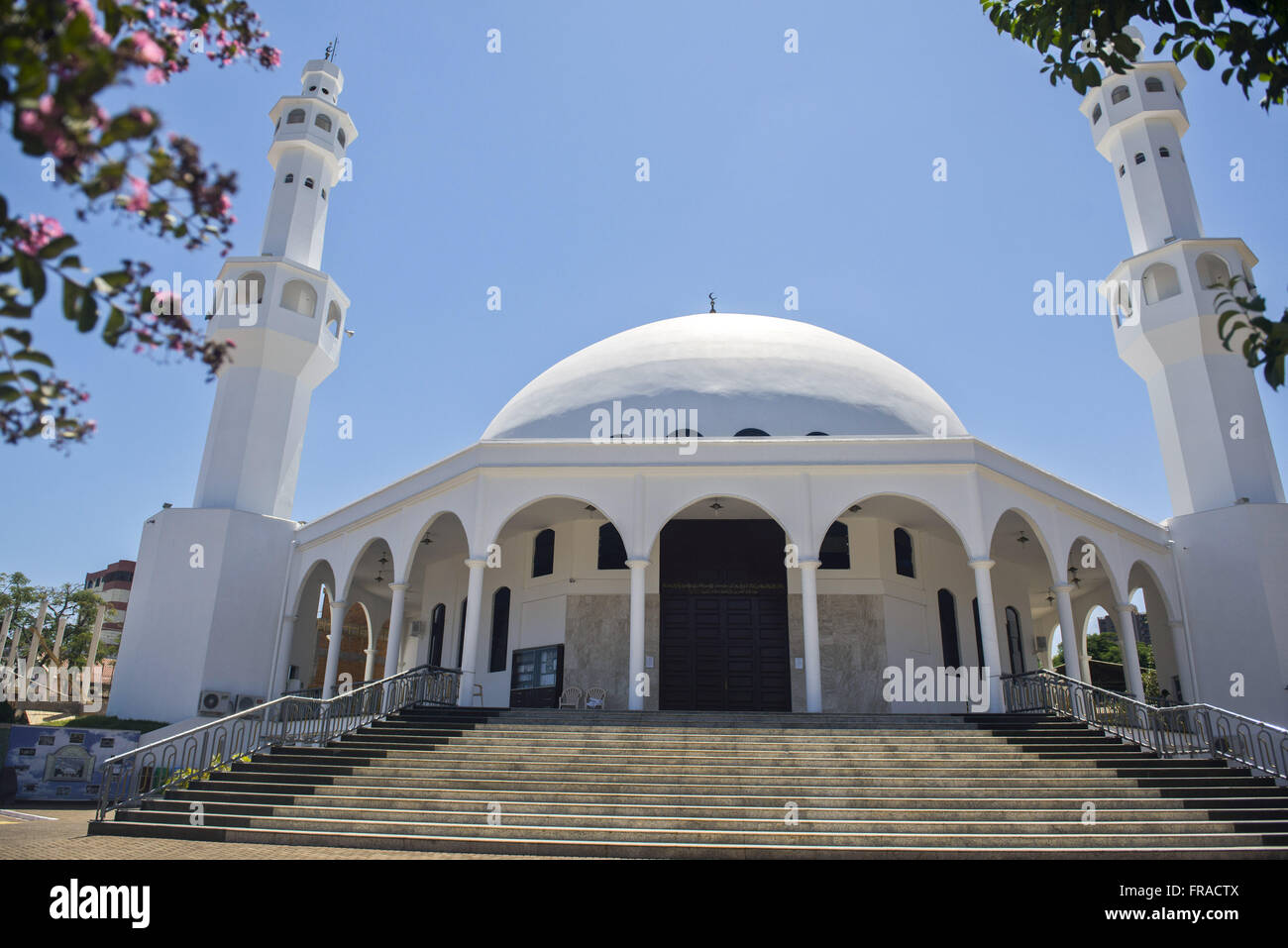 Omar ibn al khattab mosque Fotos und Bildmaterial in hoher Auflösung Alamy