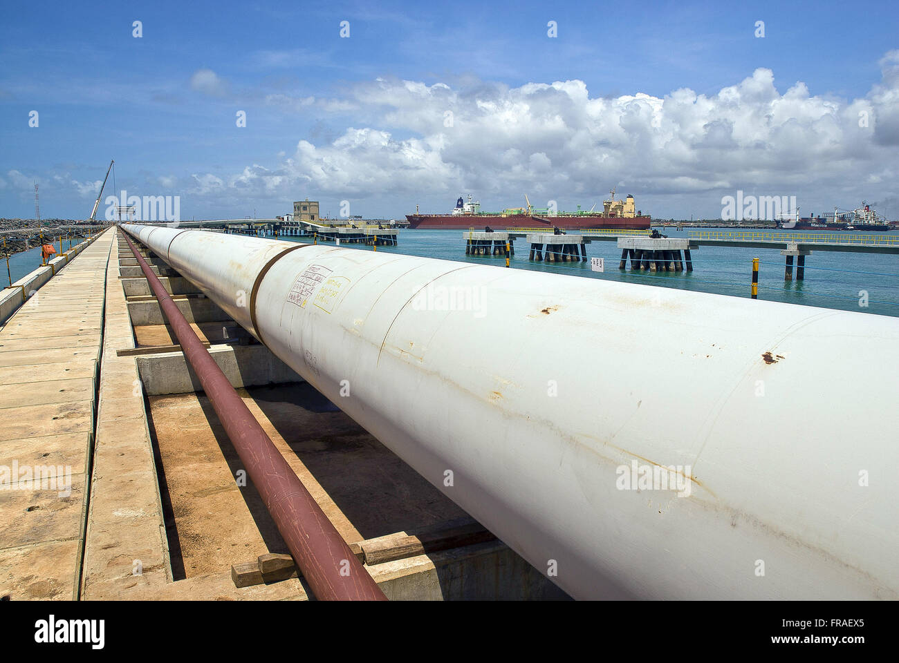Öl-terminal im Hafen Suape Stockfoto
