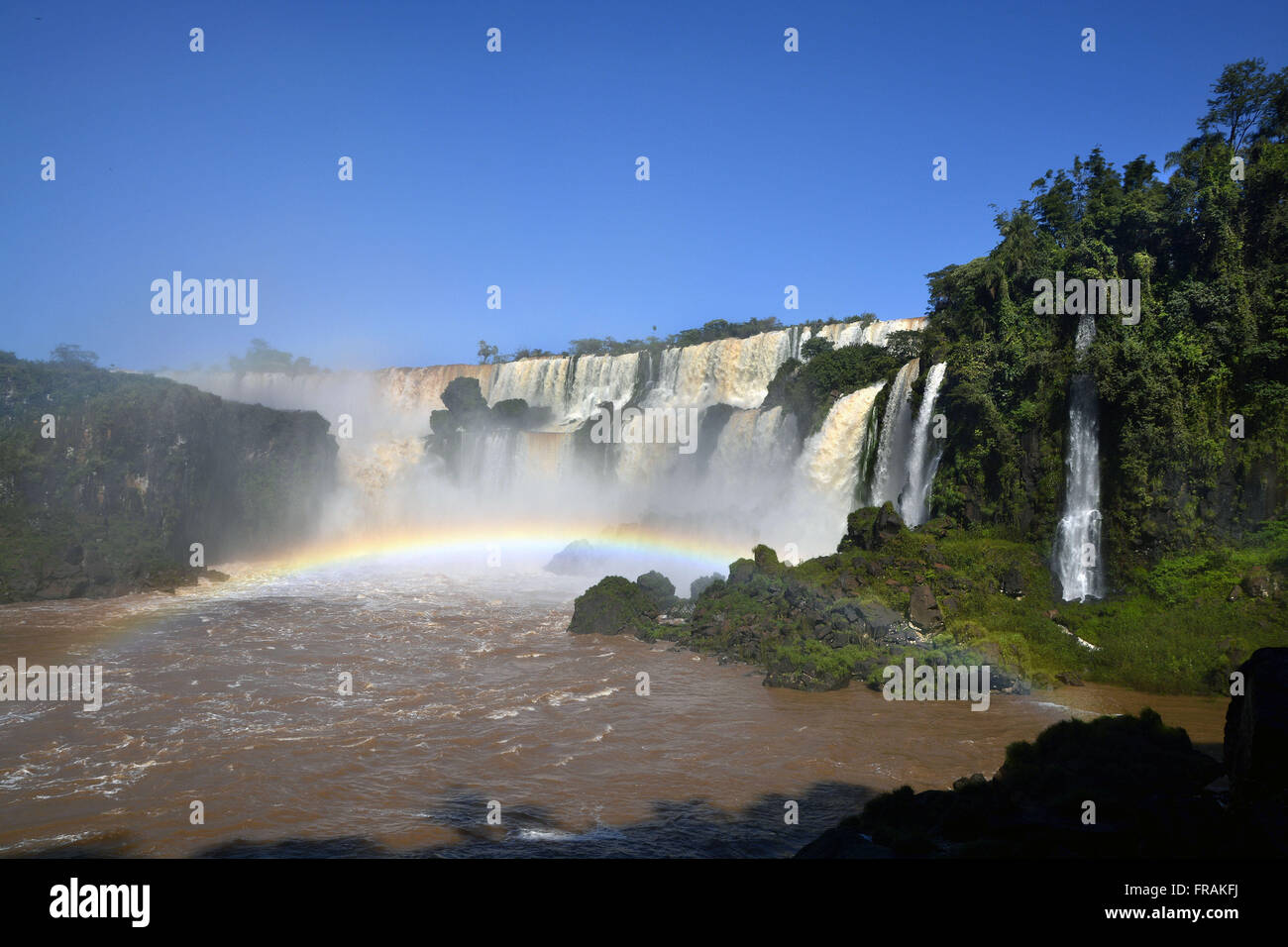 Regenbögen in Cataratas del Iguazu in Iguazu National Park Stockfoto