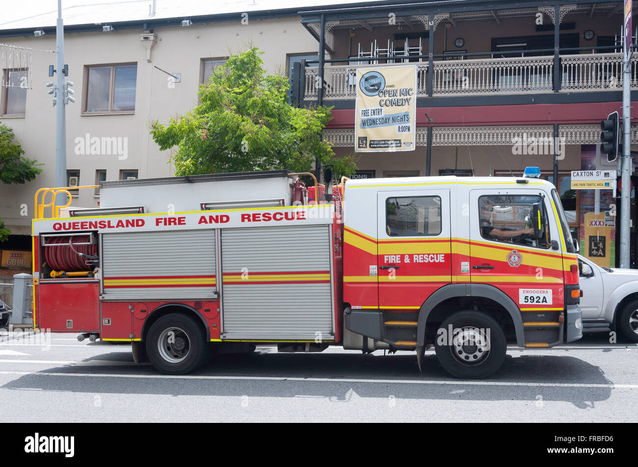 Queensland-Feuerwehr und Rettungsdienste Motor auf Abruf, Caxton Street, Paddington, Brisbane, Queensland, Australien Stockfoto