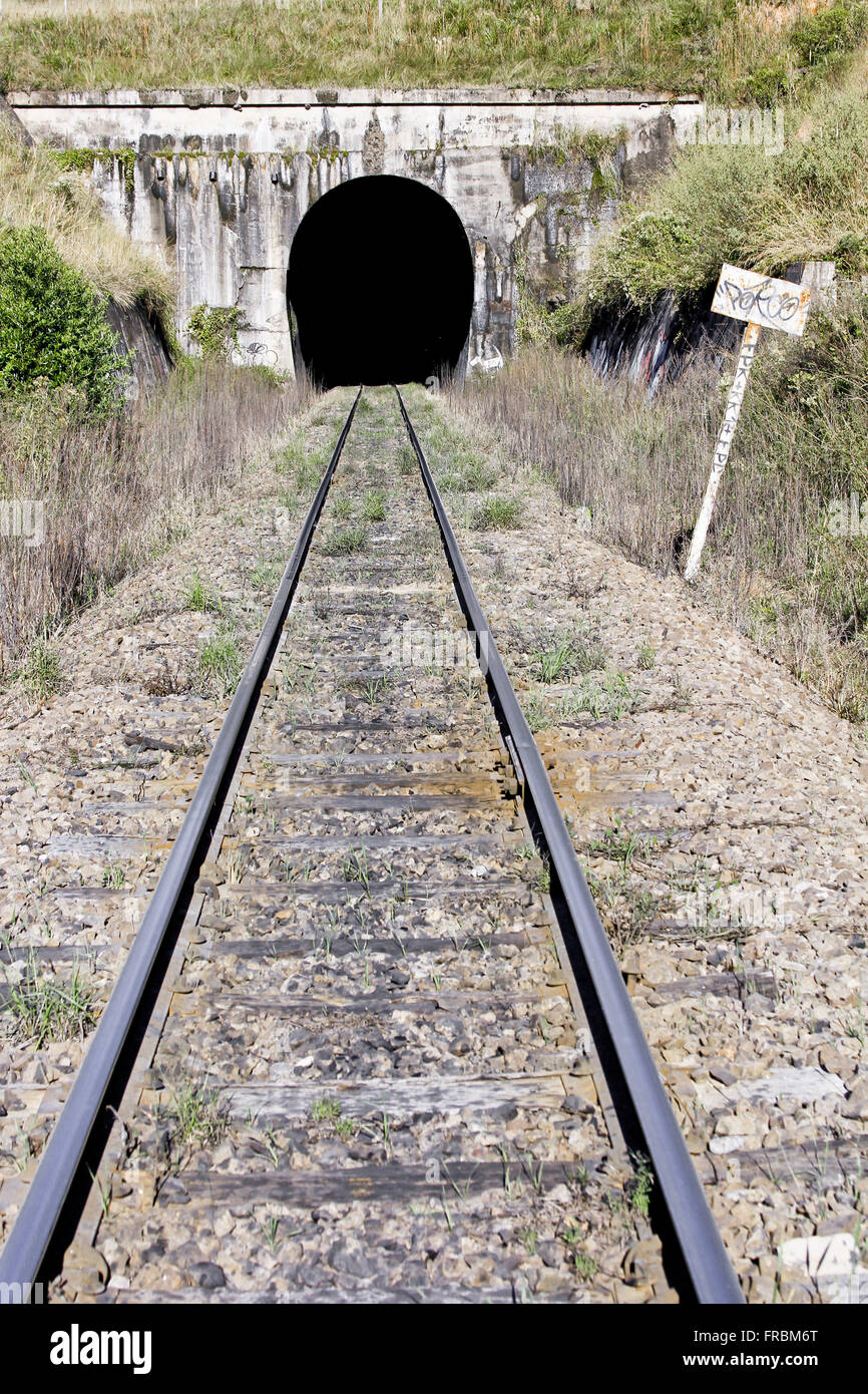 EisenbahnTunnel auf der Linie bei Boca CenterFrontier District of