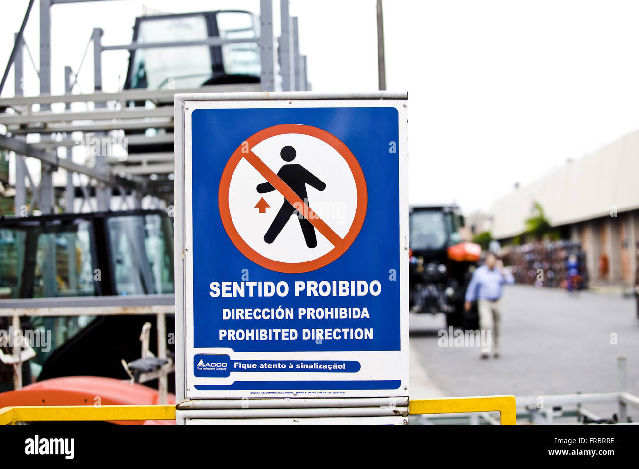 Signalisierung von verbotenen Terrasse Sinn für Landmaschinen Hersteller Stockfoto