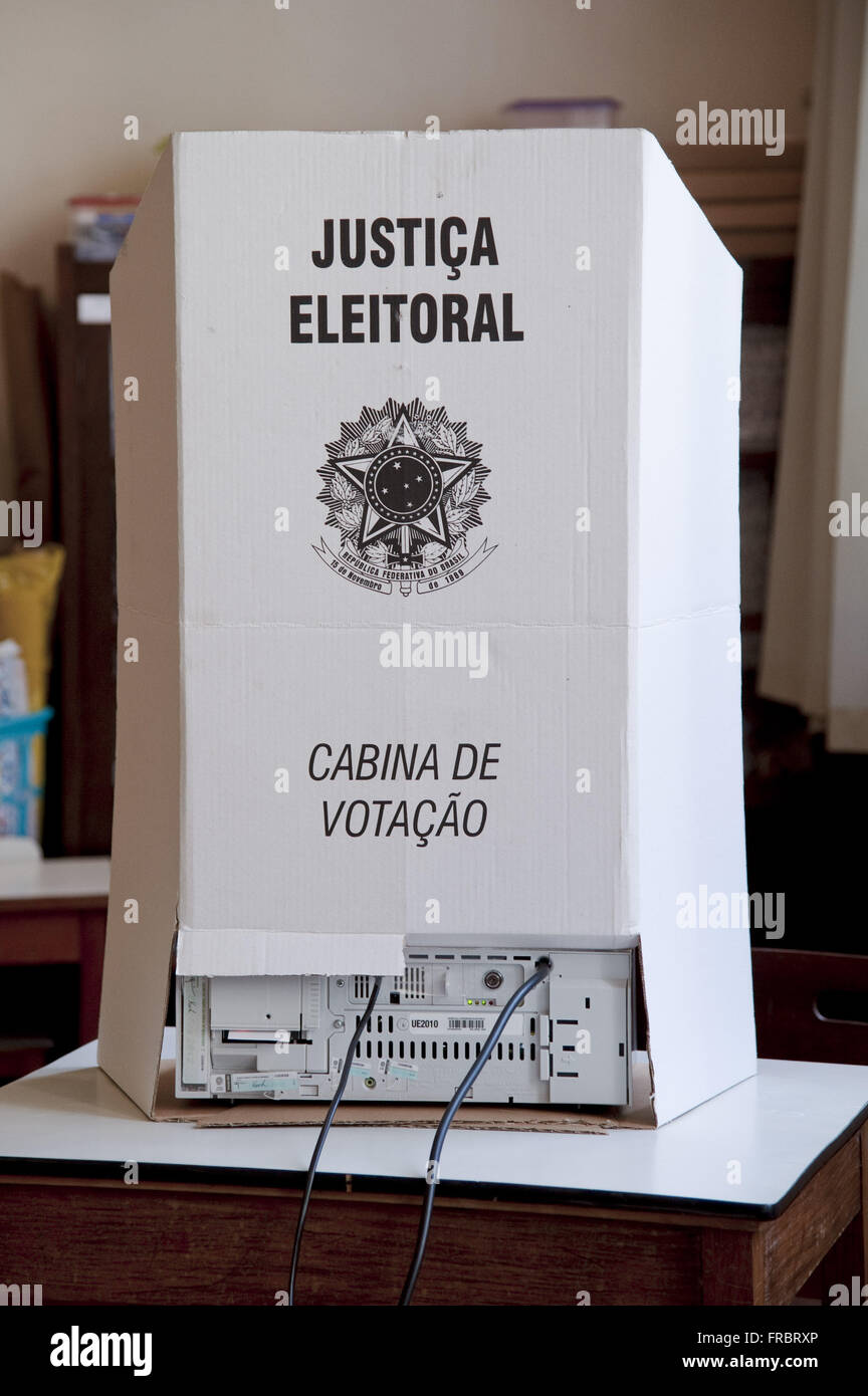 Wahlkabine mit elektronischer Abstimmung - Wahlen 2012 Stockfoto