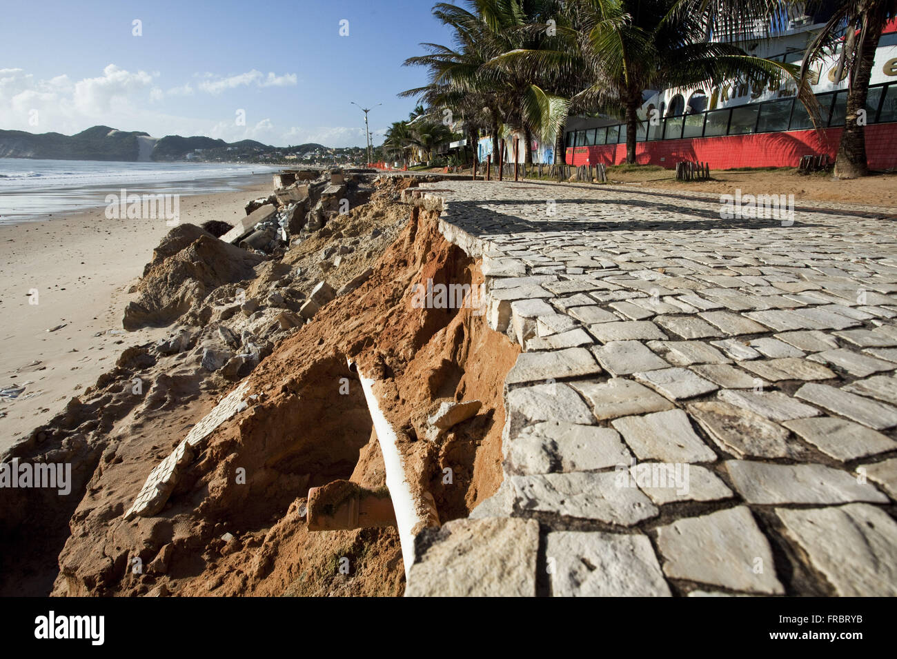 Promenade von Ponta Negra zerstört nach Kater Stockfoto