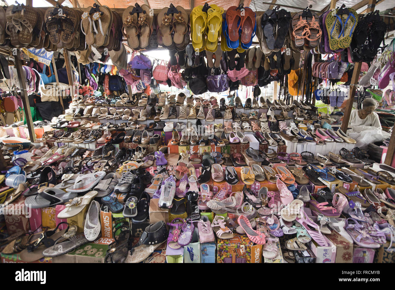 Stall zu verkaufen Schuhe kostenlos Samstag Stockfoto