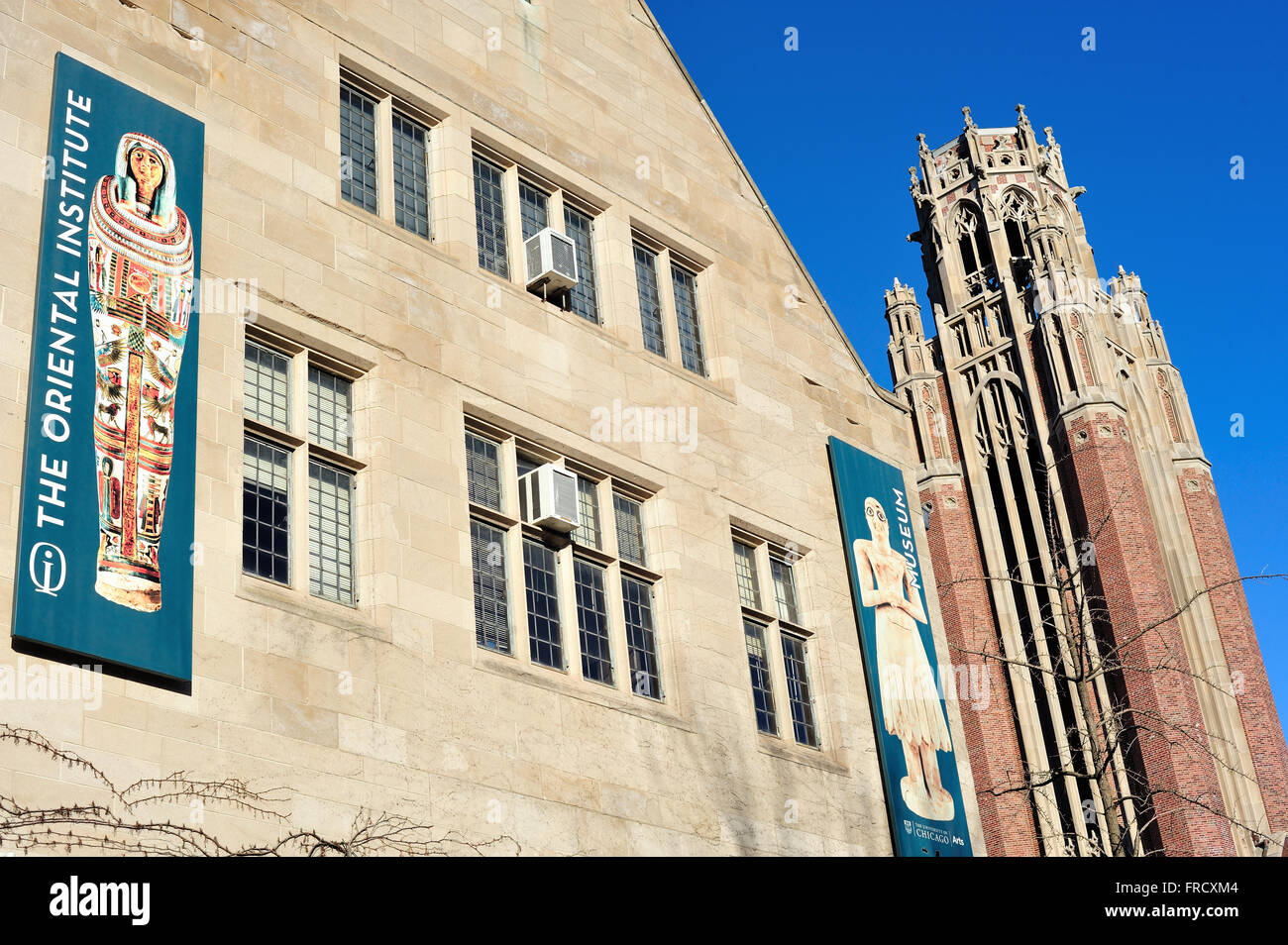 Chicago, Illinois, USA. Das renommierte Oriental Institute und Museum an der University of Chicago, einer der angesehensten Universitäten des Landes. Stockfoto