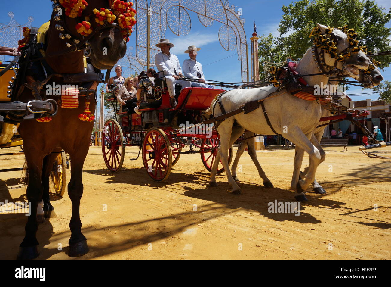 Andalusischen Reitkunst während der Feria in Jerez De La Frontera.Art der Pferdekutsche und traditionellen Karren. 11/05/2013 Stockfoto
