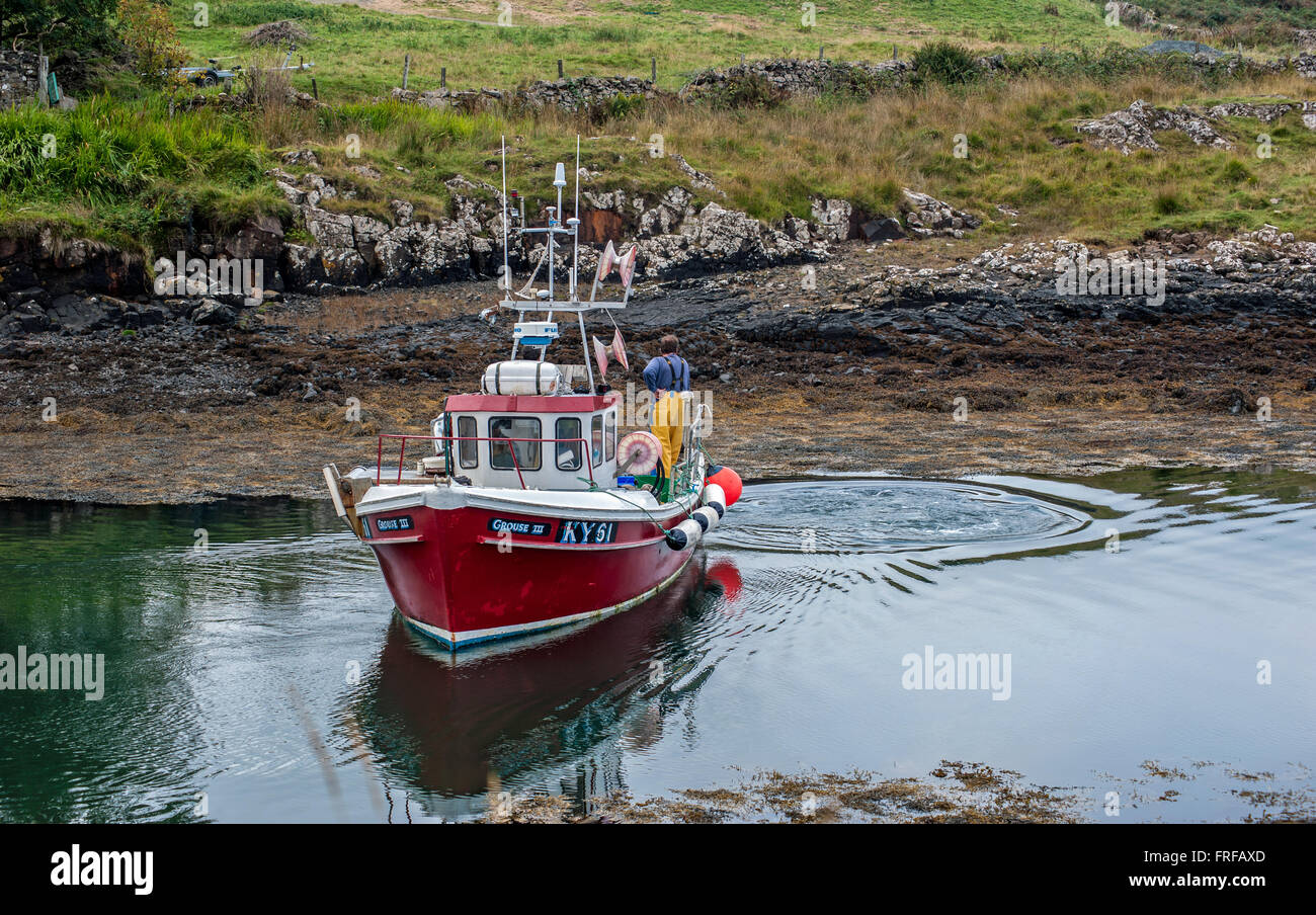 Angelboot/Fischerboot im Hafen von Croig auf der Isle of Mull Stockfoto