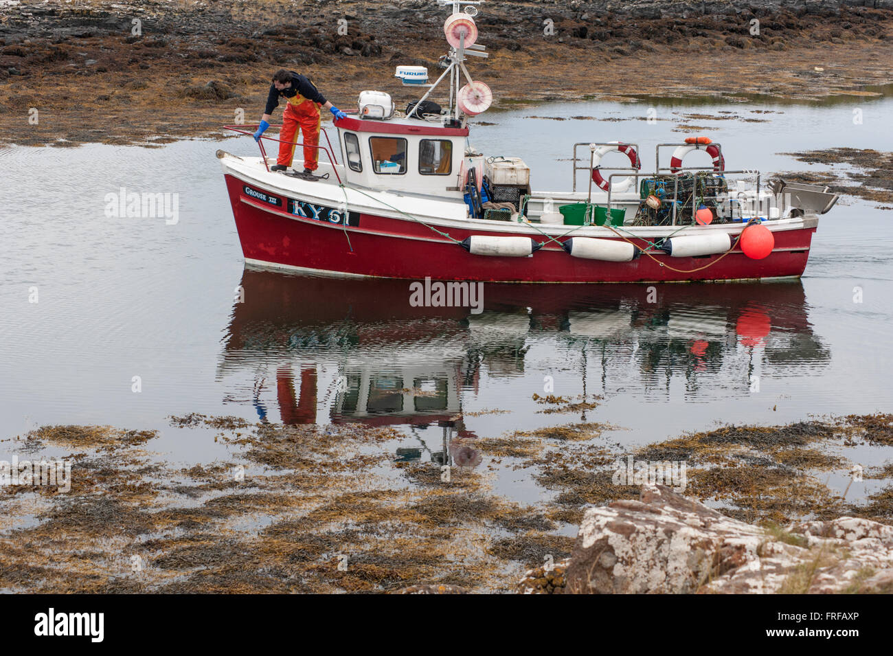 Angelboot/Fischerboot im Hafen von Croig auf der Isle of Mull Stockfoto