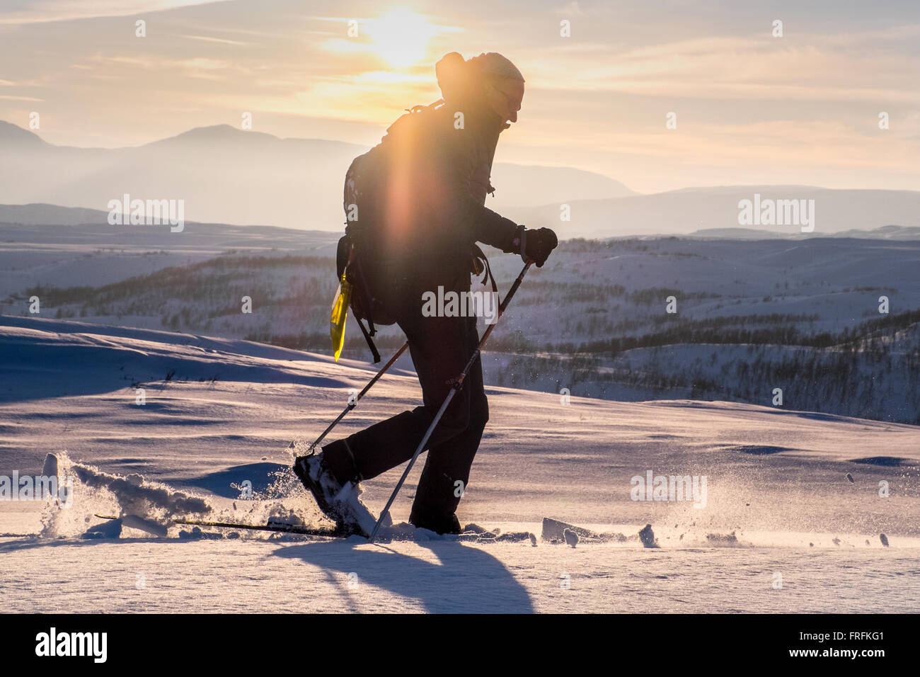 Skitourengeher im Junkerdal Nationalpark, Norwegen Stockfoto