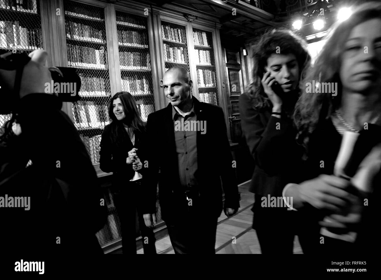 Rom, Italien. 22. März 2016. Besso Stiftung. Pressekonferenz des ehemaligen Minister der Wirtschaft Griechenlands, seine politische Bewegung DIEM25 zu präsentieren. © Samantha Zucchi/Insidefoto/Alamy Live-Nachrichten Stockfoto