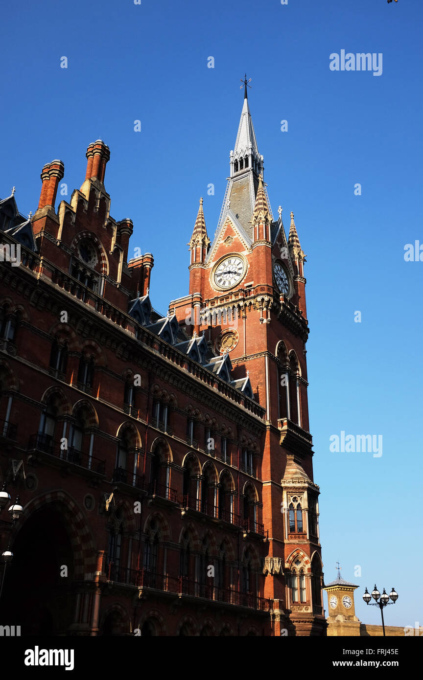 Internationaler Bahnhof St Pancras in London UK Stockfoto