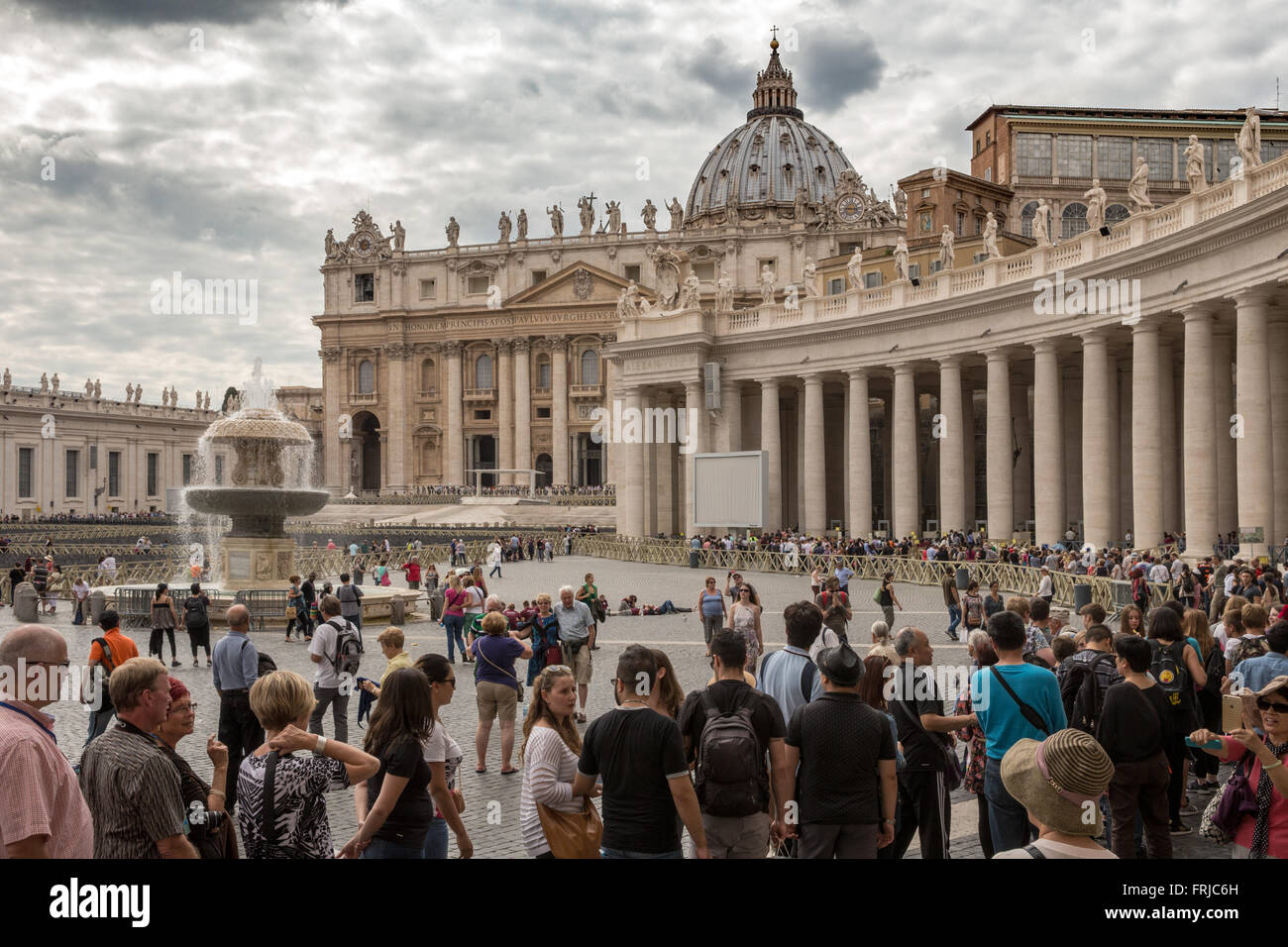 St. Peter Basilika, Vatikanstadt, Rom, Italien, Montag, 28. September 2015. Stockfoto
