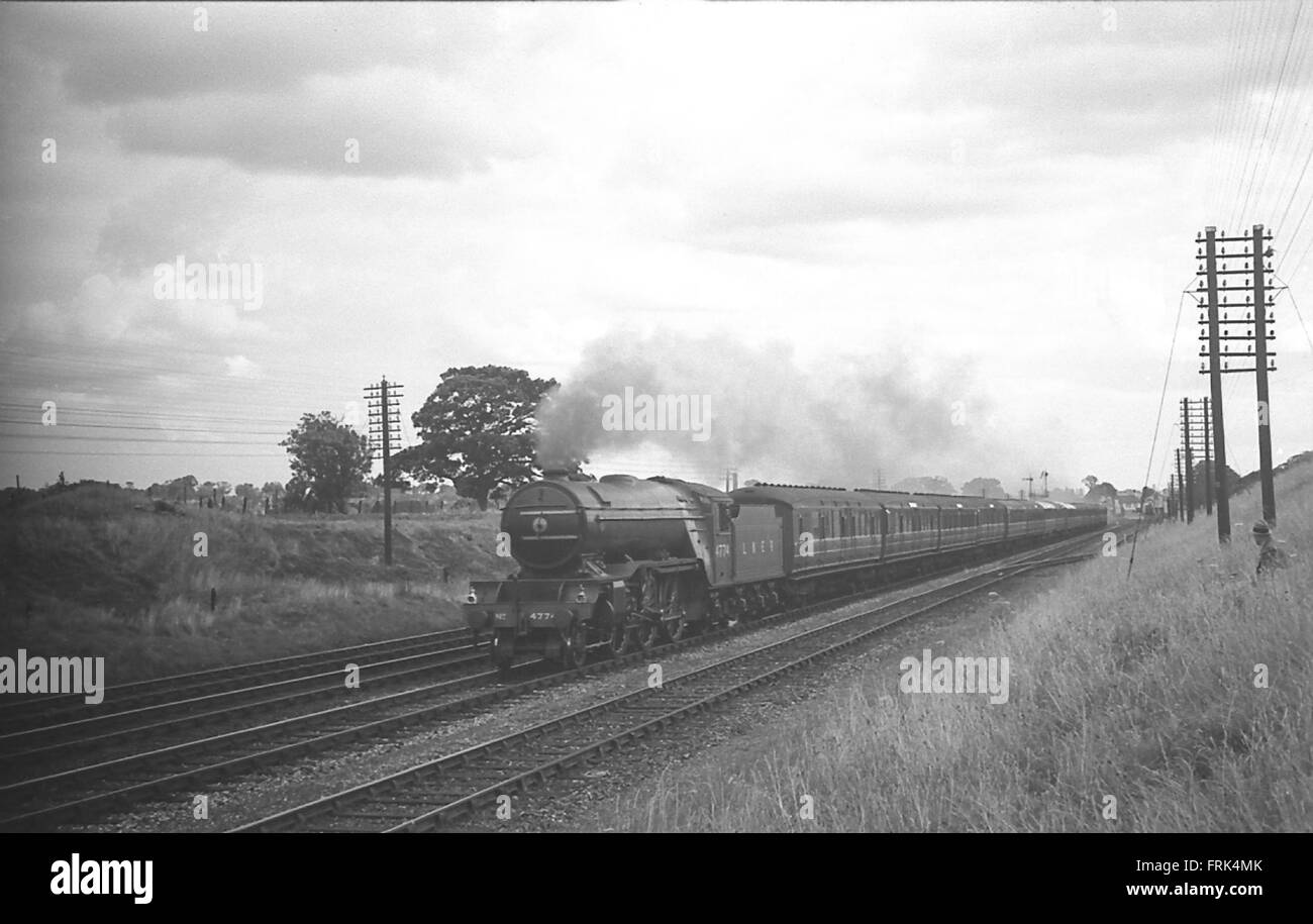 V2 2-6-2 4774 auf eine ausdrückliche Personenzug Stockfoto