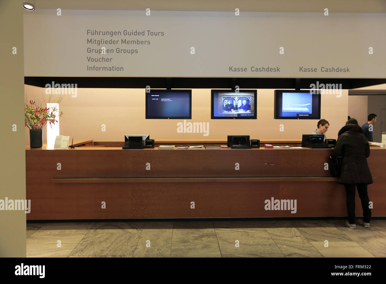 Informationen und ticketing-Zähler im Kunsthaus Zürich-Museum. Zürich, Schweiz Stockfoto